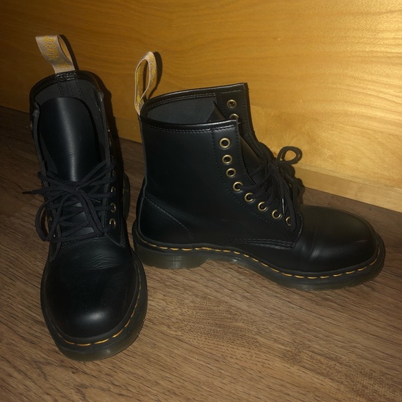 Doc martens - Picture 2 of 4